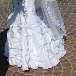 Продам красивенное свадебное платье