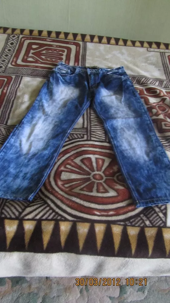 Продам джинсы новые 3