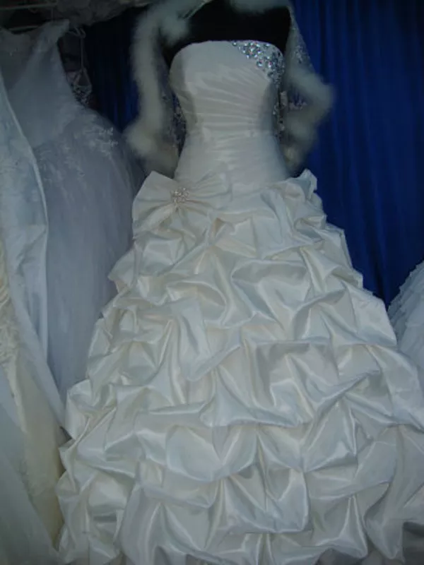 Свадебные платья и аксесуары опт и розница